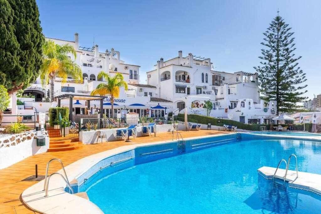 797 Hr - Pueblo Evita- Andalusian Apartment With Terrace. Benalmádena Exteriér fotografie